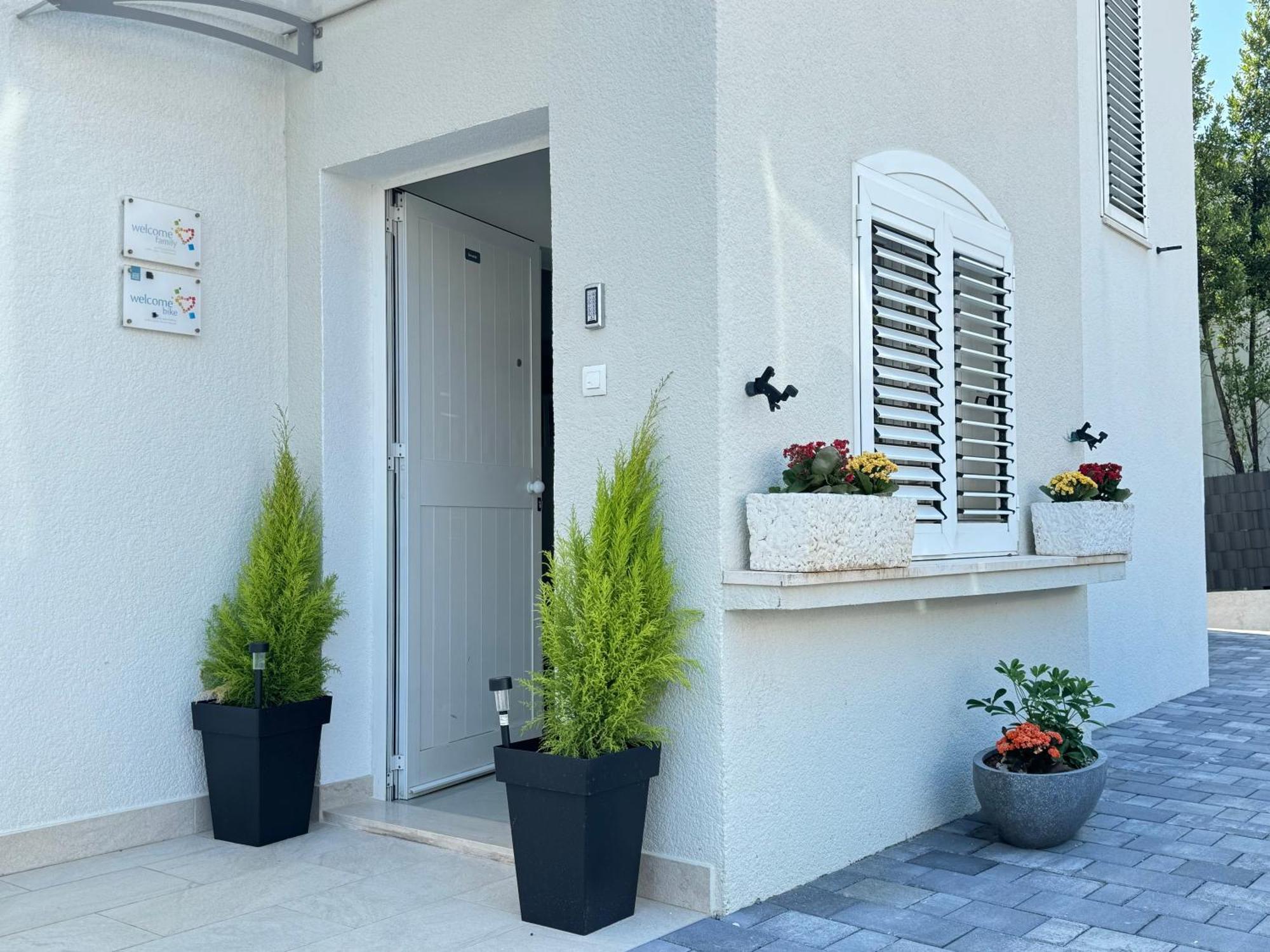 Apartments & Rooms Petra Zadar Exterior foto
