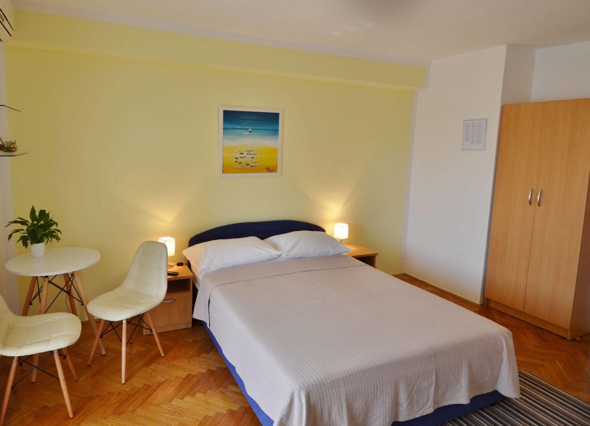 Apartments & Rooms Petra Zadar Exterior foto